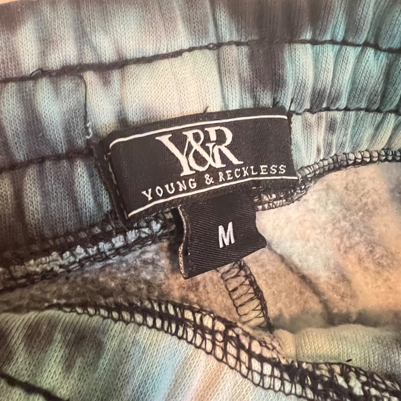 Young & Reckless (Y&R) Tie-Dye Graphic Joggers Sweatpants | Black/Red/Teal | Men - Picture 5 of 10